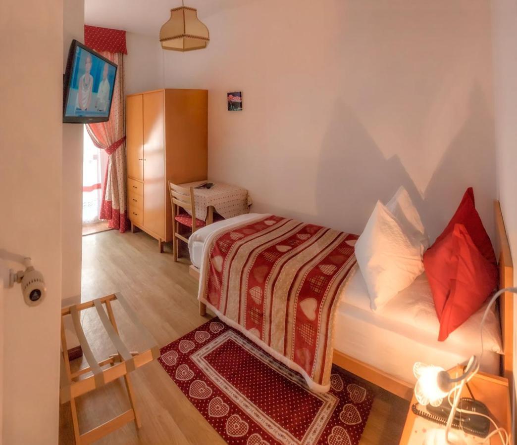 Hotel Garni Suisse San Martino Di Castrozza Zewnętrze zdjęcie