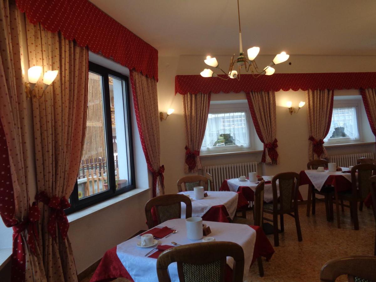 Hotel Garni Suisse San Martino Di Castrozza Zewnętrze zdjęcie